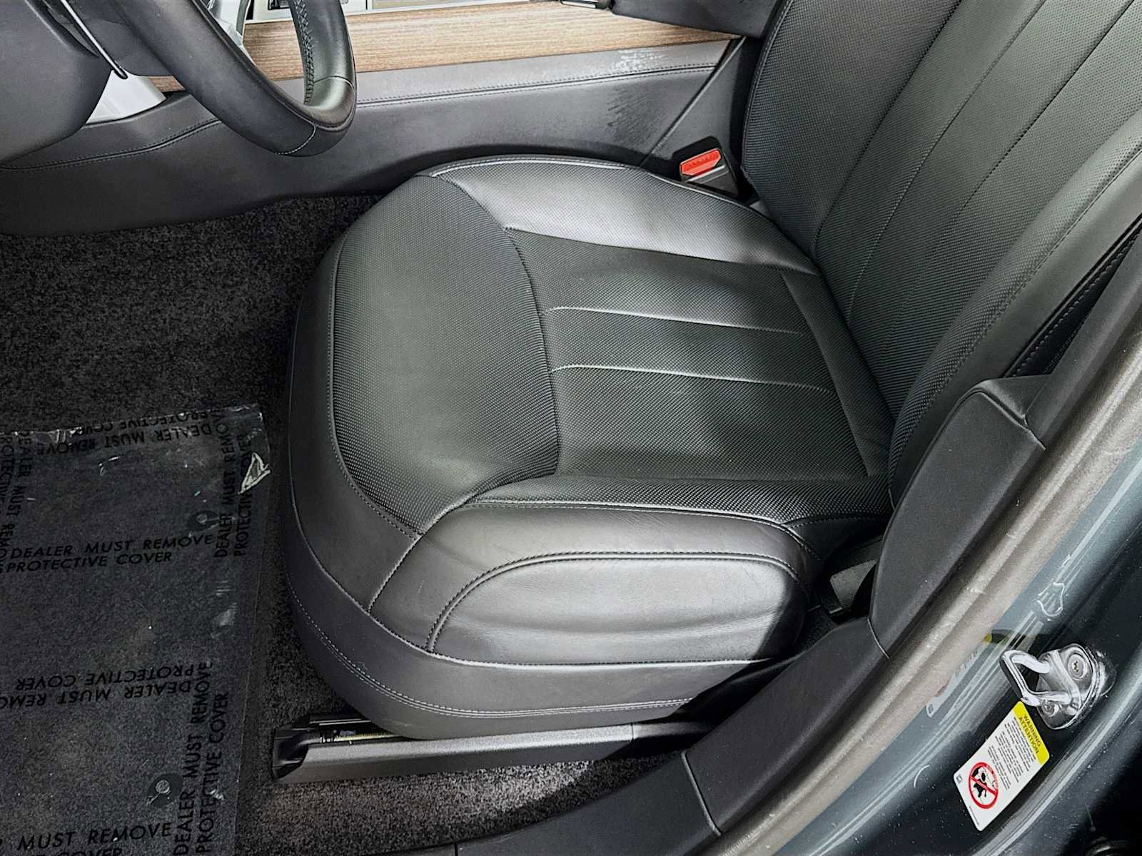 Used 2024 Land Rover Range Rover SE image 21