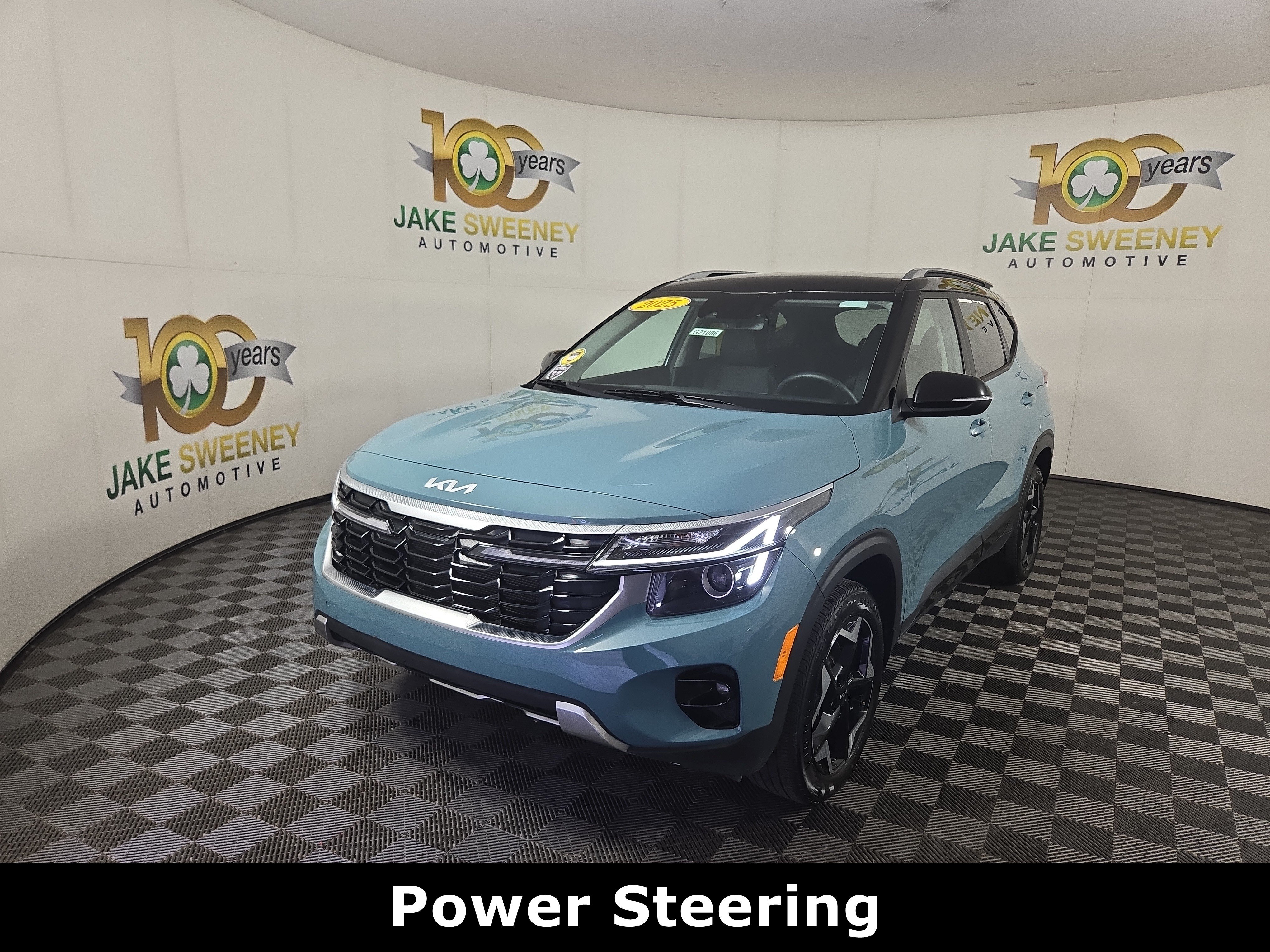 Used 2025 Kia Seltos S AWD/4WD image 3