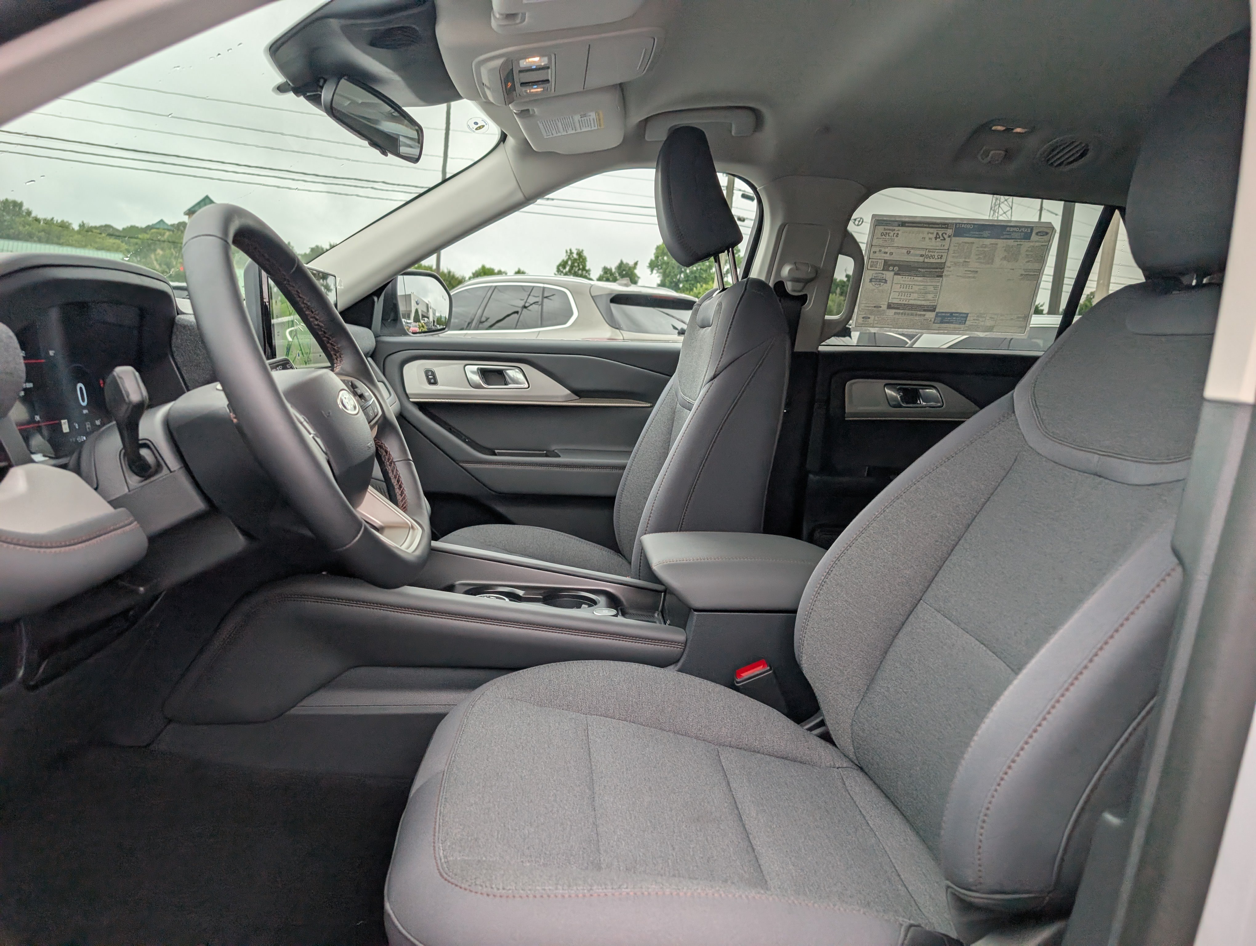 New 2026 Ford Explorer Active RWD image 19