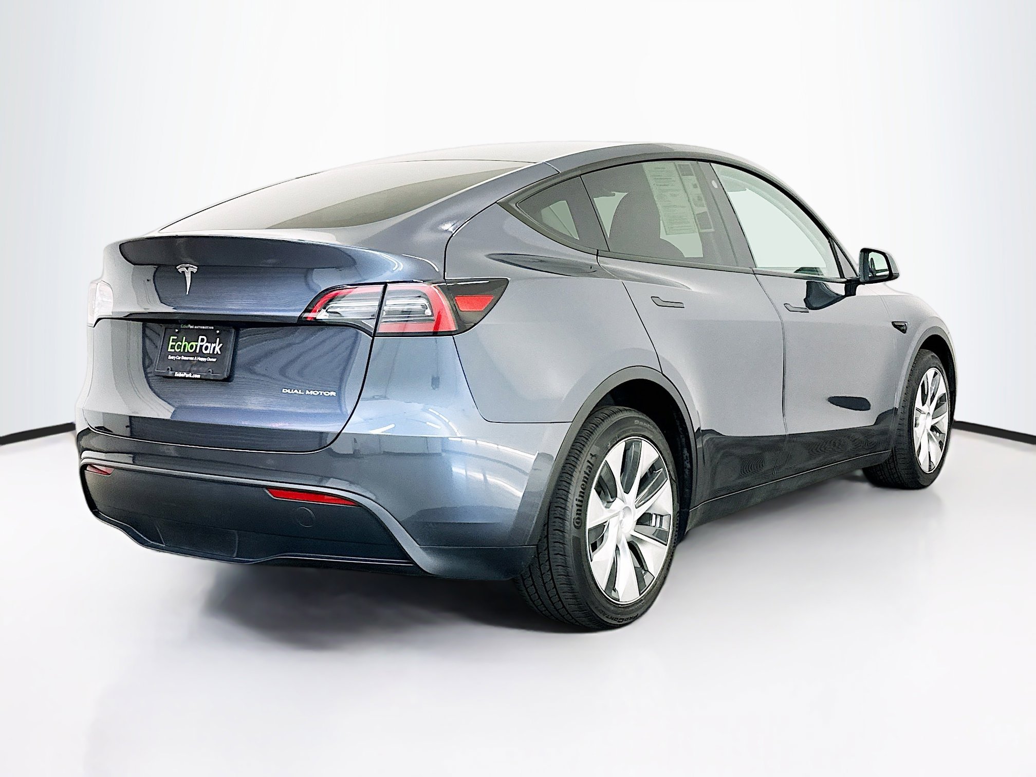 Used 2023 Tesla Model Y Long Range image 9