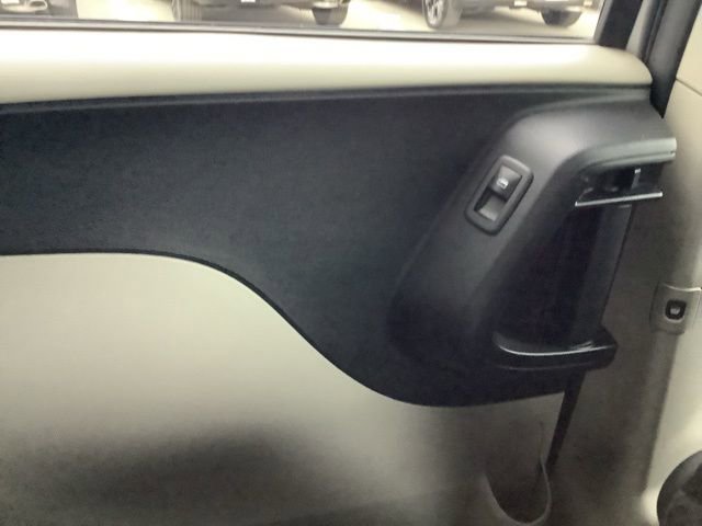 Used 2018 Dodge Grand Caravan SXT FWD image 20