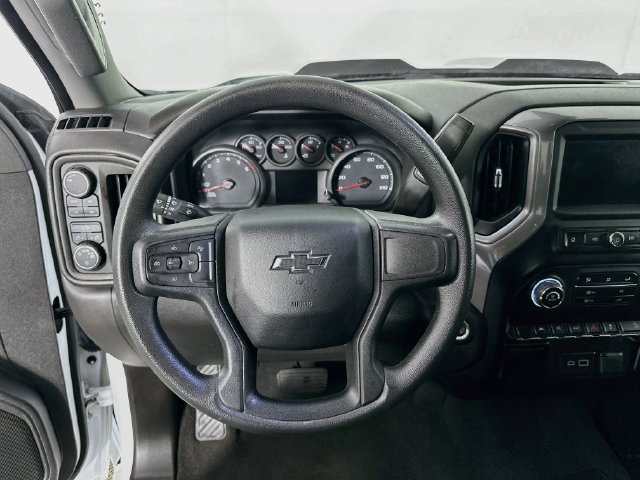 Used 2023 Chevrolet Silverado 1500 Custom Trail Boss w/ LPO, Dark Essentials Package AWD/4WD image 9