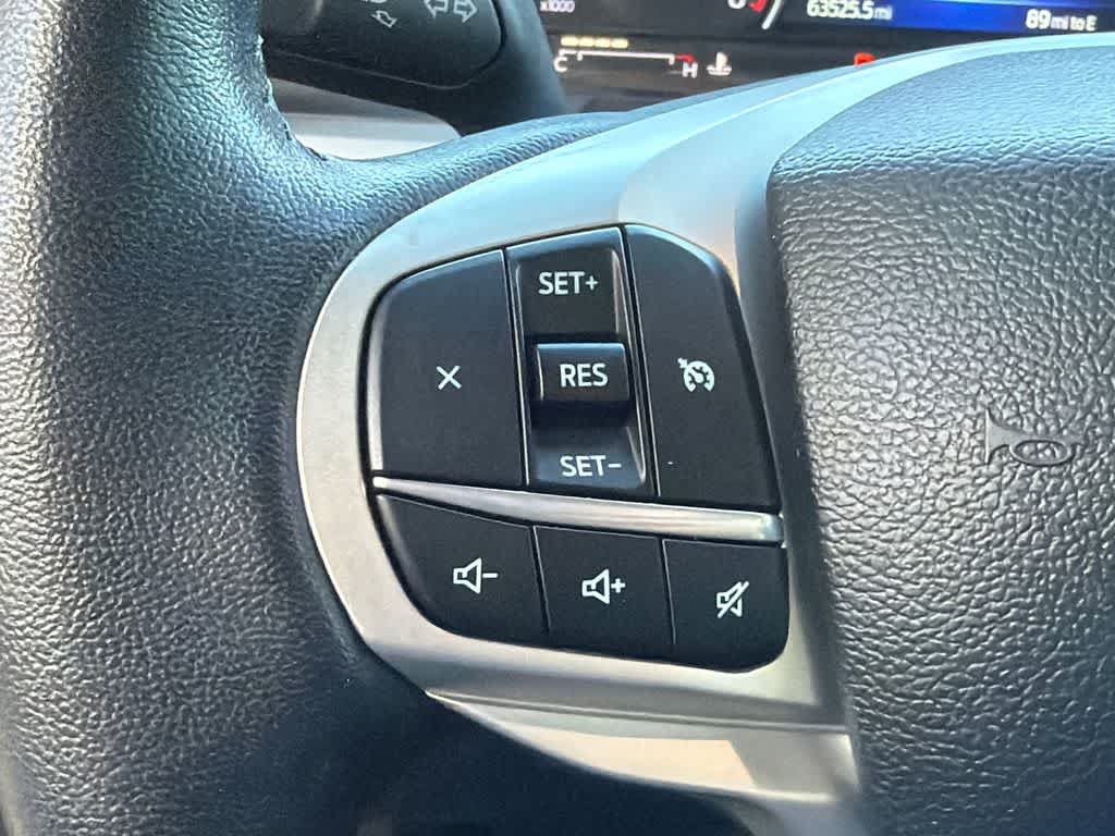 Used 2023 Ford Explorer XLT RWD image 26