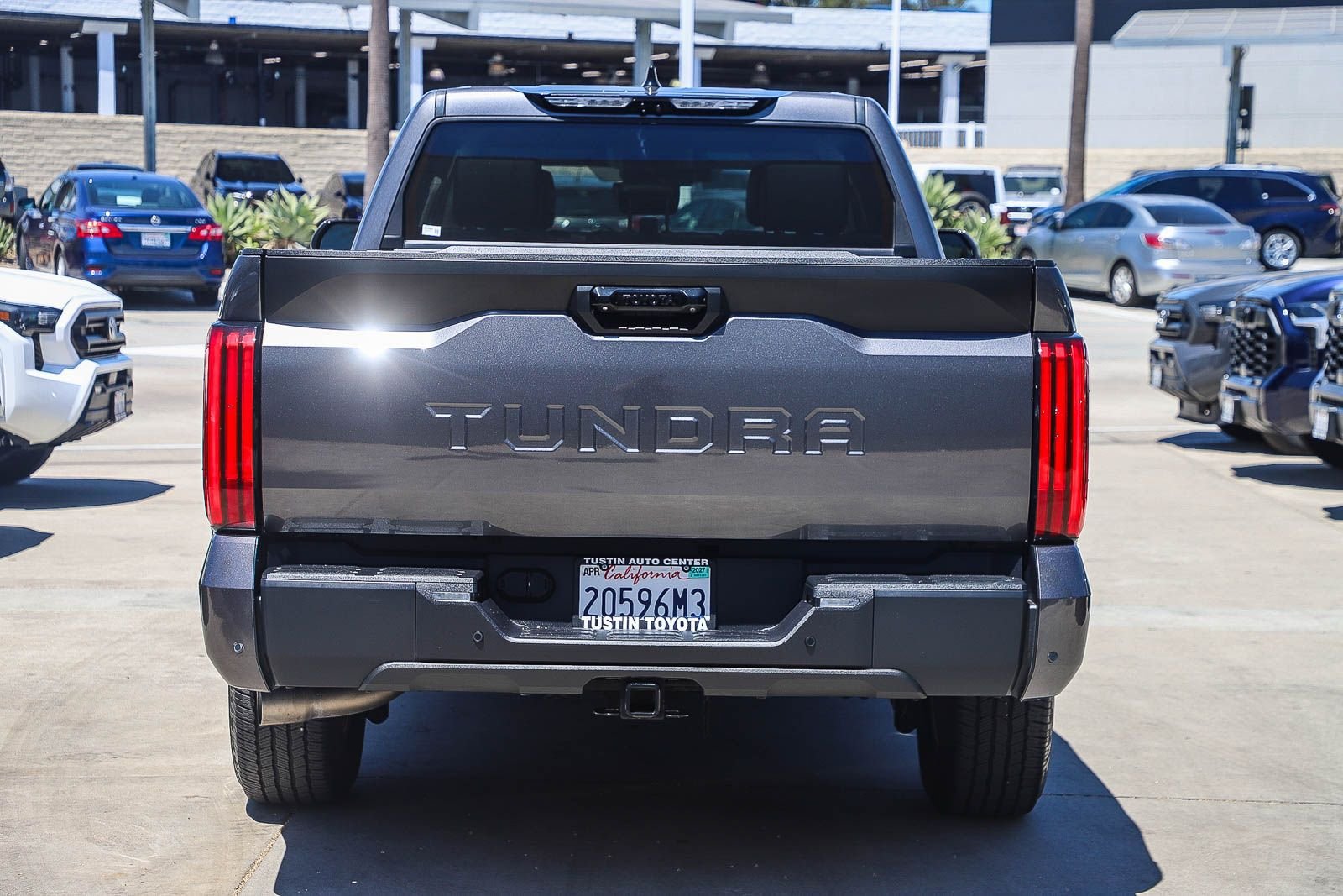 Used 2022 Toyota Tundra SR5 w/ SR5 Premium Package RWD image 6