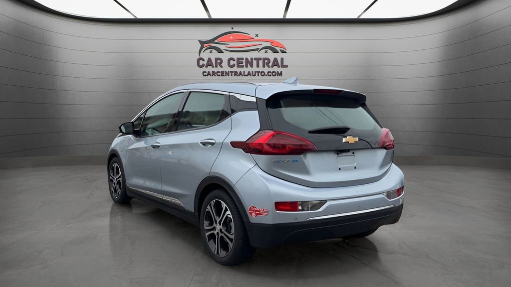 Used 2017 Chevrolet Bolt Premier w/ Driver Confidence II Package image 3