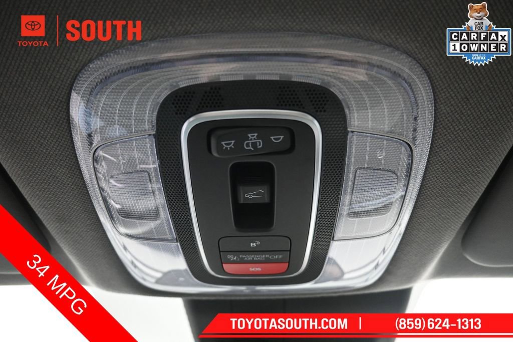 Used 2025 Hyundai Elantra SEL FWD image 22