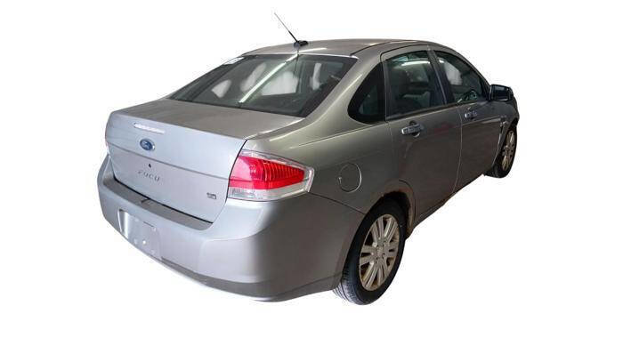 Used 2008 Ford Focus SES FWD image 5