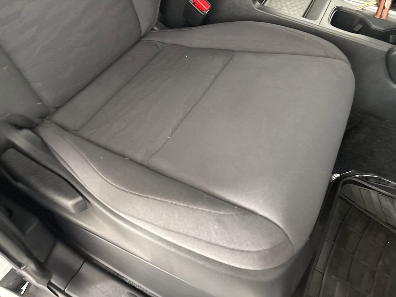 Used 2022 Nissan Frontier S image 23