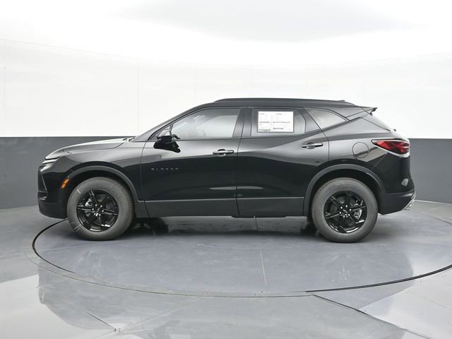 New 2025 Chevrolet Blazer LT w/ Midnight/Sport Edition FWD image 10