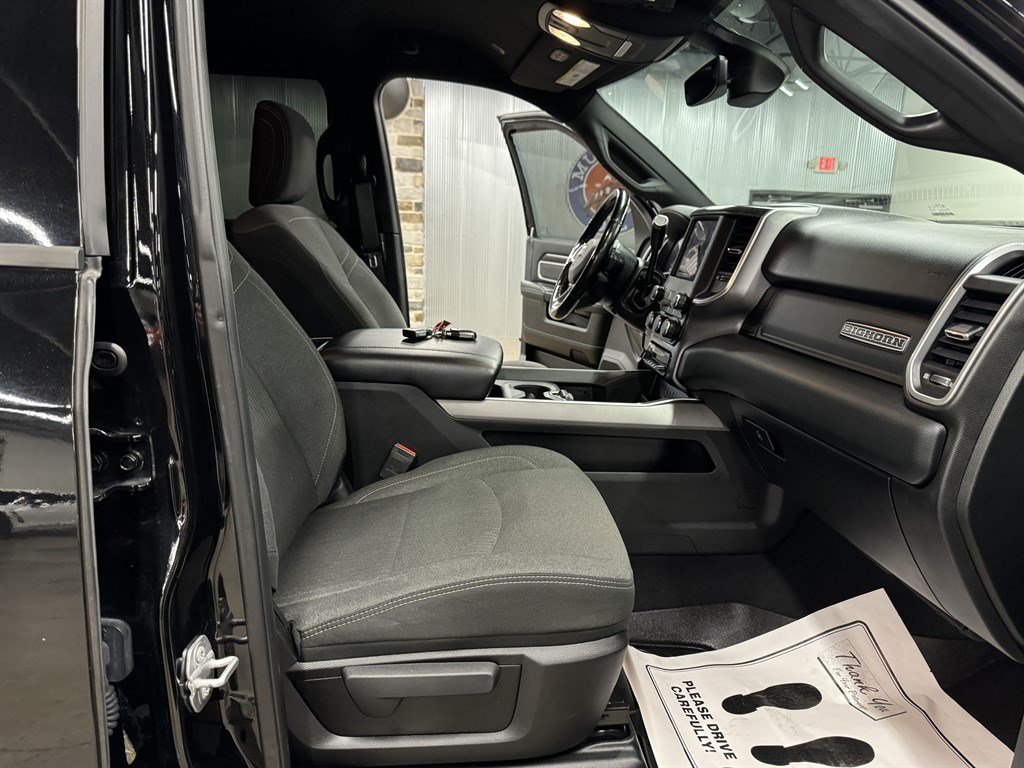 Used 2019 RAM 2500 Big Horn w/ Black Appearance Package AWD/4WD image 37