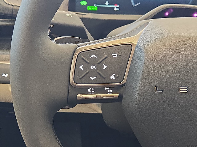 New 2026 Lexus ES 350h w/ Convenience Package FWD image 24
