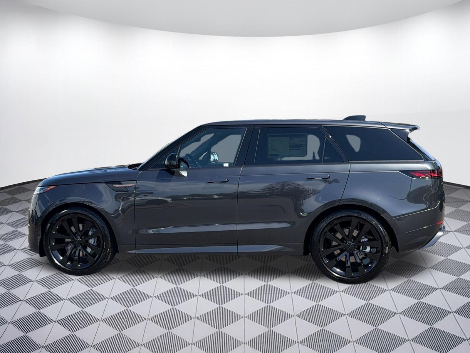 New 2026 Land Rover Range Rover Sport Dynamic SE AWD/4WD image 2