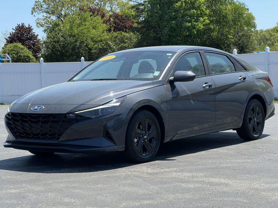 Used 2023 Hyundai Elantra SEL FWD image 30