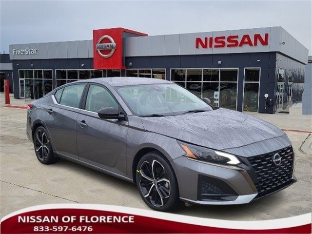 Used 2024 Nissan Altima 2.5 SR