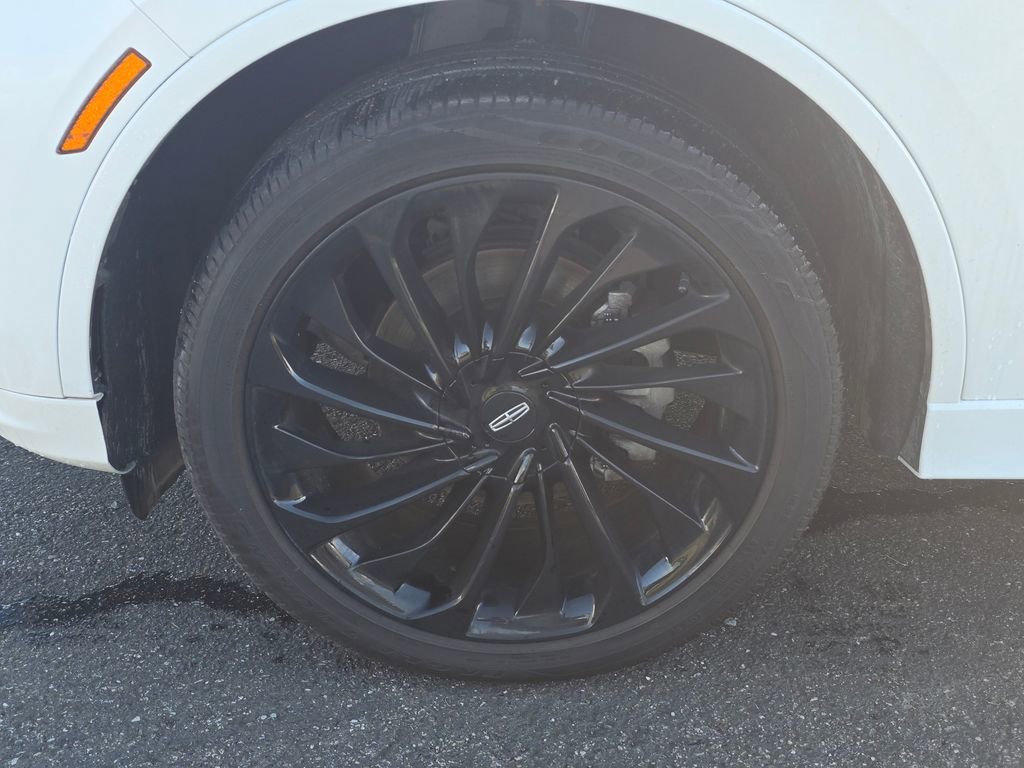 Used 2025 Lincoln Aviator Reserve w/ Jet Appearance Package AWD/4WD image 9