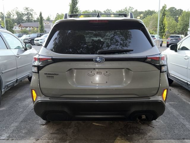 Certified 2025 Subaru Forester Premium AWD/4WD image 5