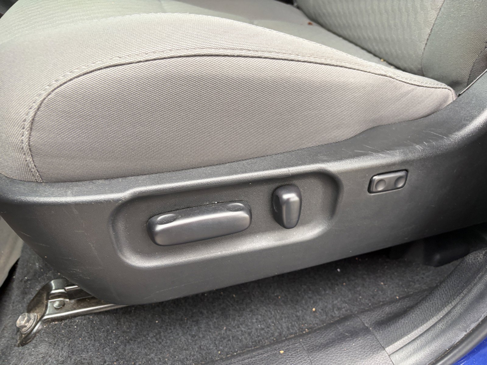 Used 2023 Toyota Tacoma SR5 AWD/4WD image 13