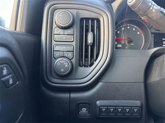 New 2026 Chevrolet Silverado 2500 Custom w/ Snow Plow Prep/Camper Package image 18