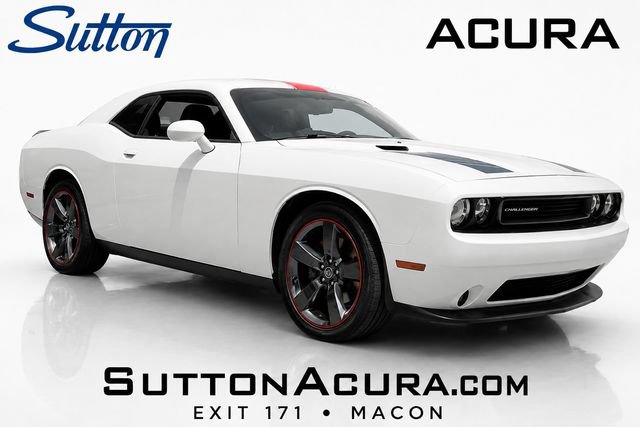 Used 2014 Dodge Challenger SXT