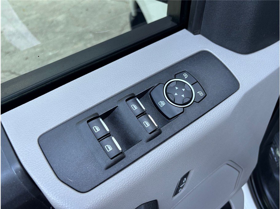 Used 2021 Ford F250 XL w/ Power Equipment Group image 19