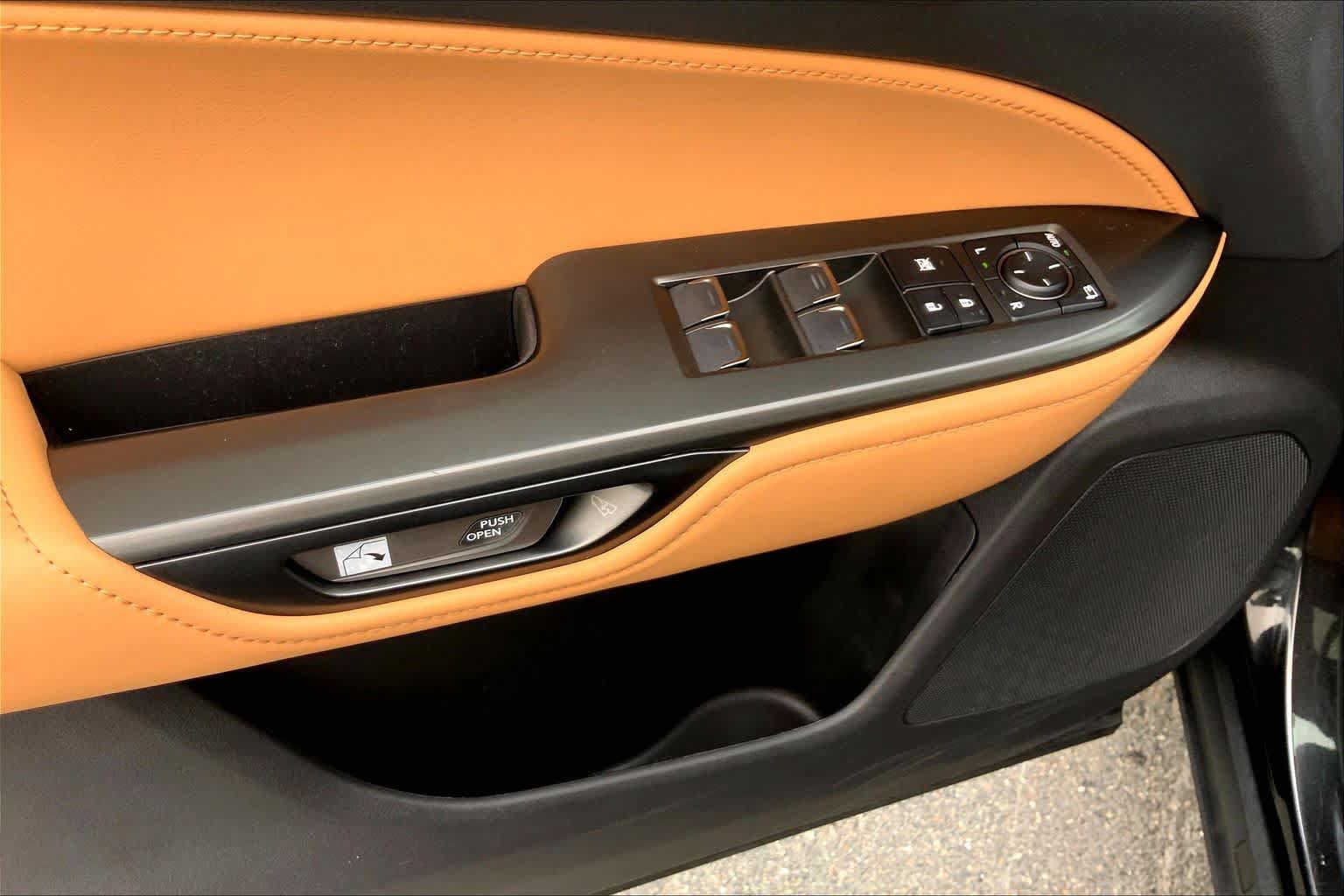 Used 2022 Lexus NX 350h AWD image 36