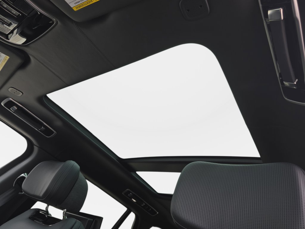 New 2025 Land Rover Range Rover SV AWD/4WD image 31