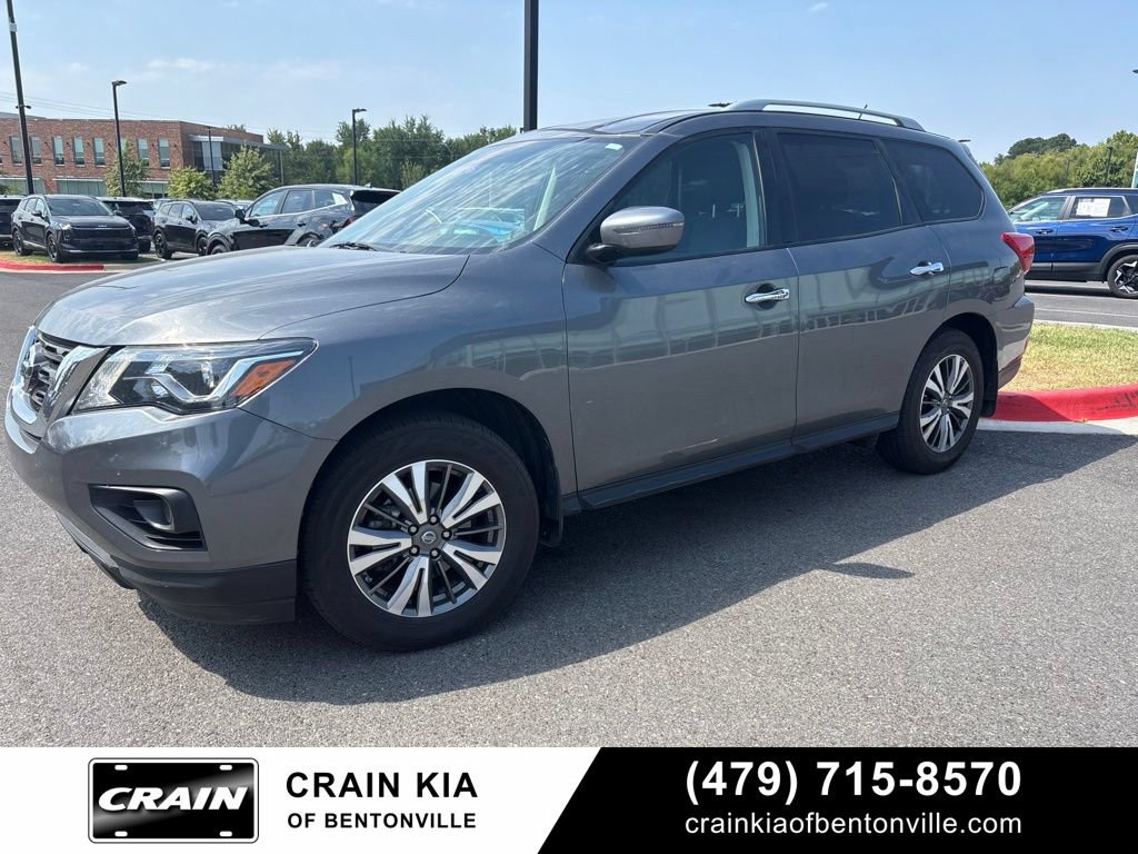 Used 2018 Nissan Pathfinder S AWD/4WD image 2