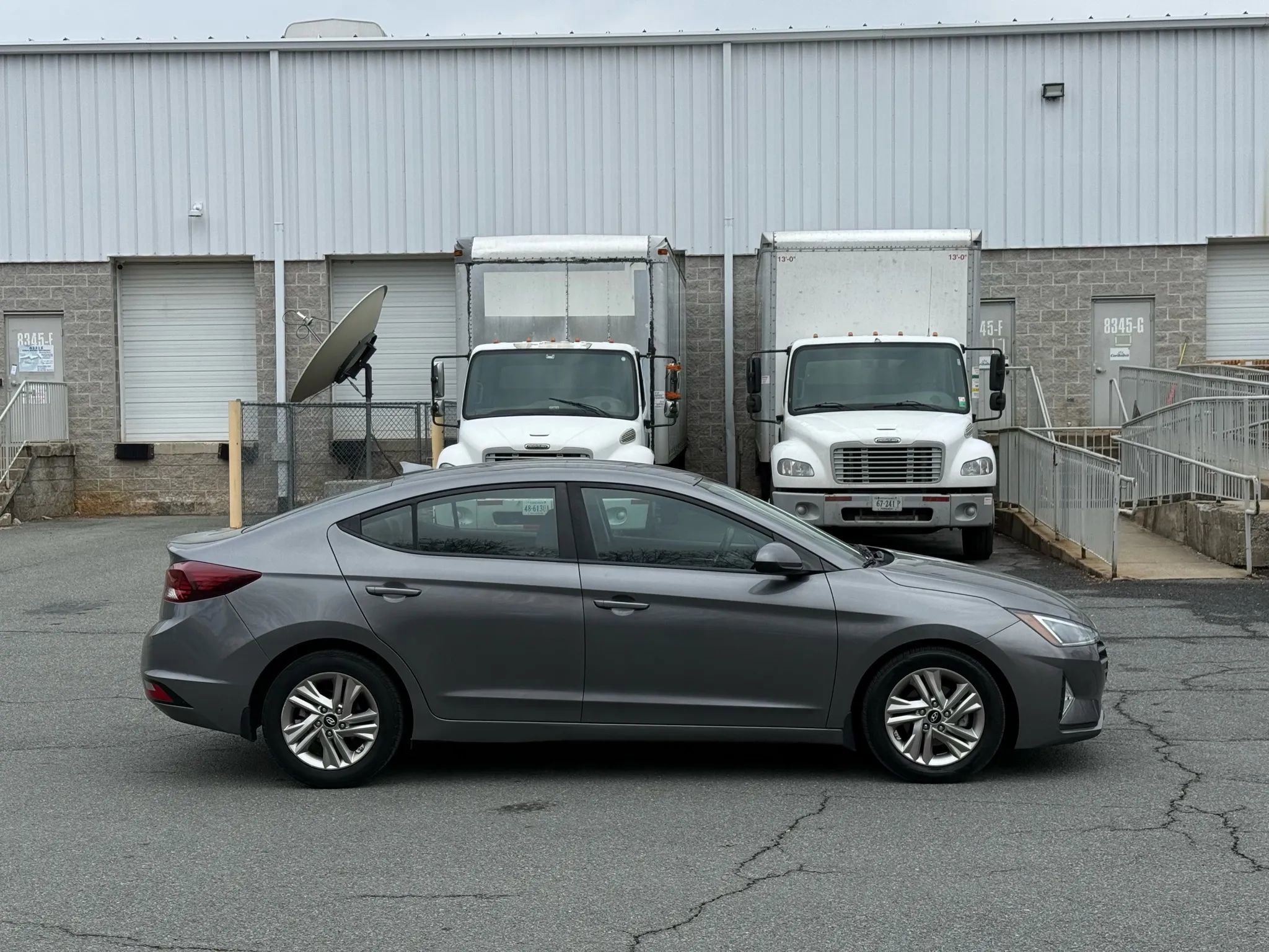 Used 2020 Hyundai Elantra SEL image 16
