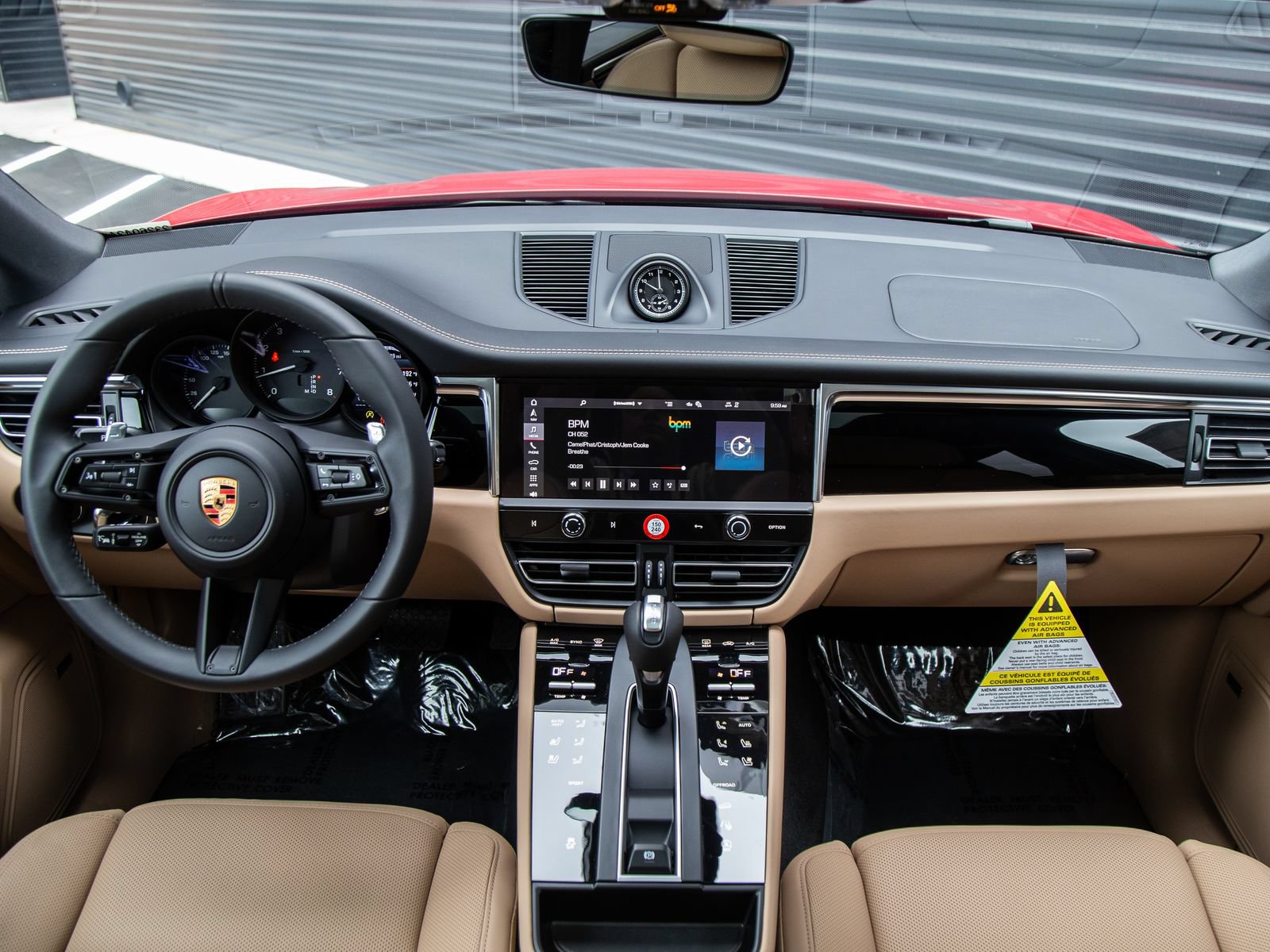 New 2026 Porsche Macan AWD/4WD image 21