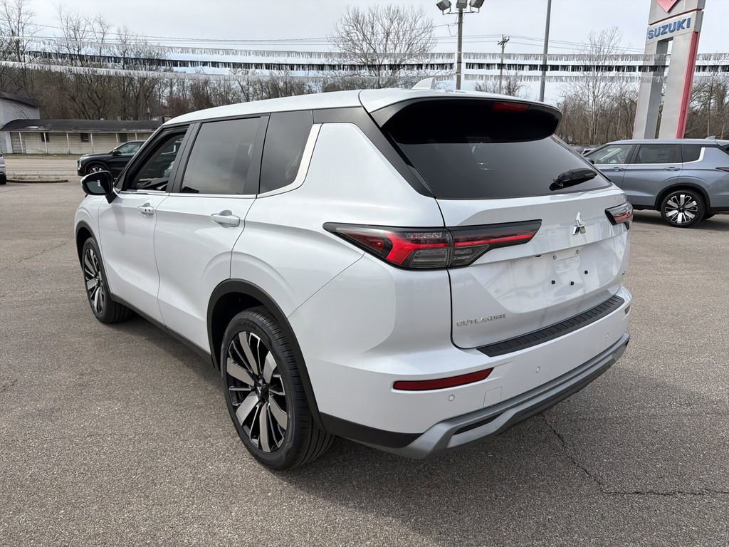 New 2026 Mitsubishi Outlander SE AWD/4WD image 6