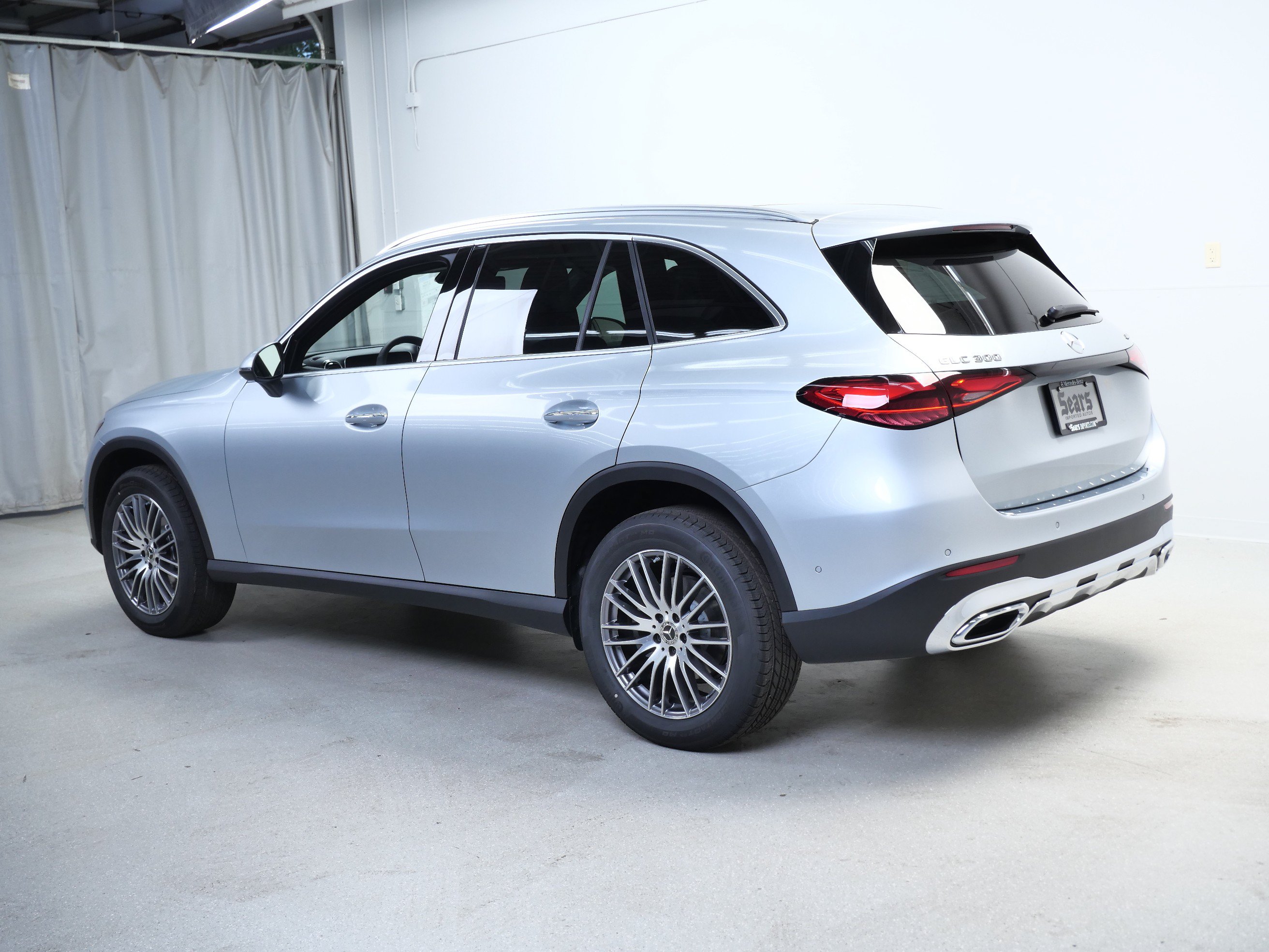 New 2026 Mercedes-Benz GLC 300 4MATIC image 6