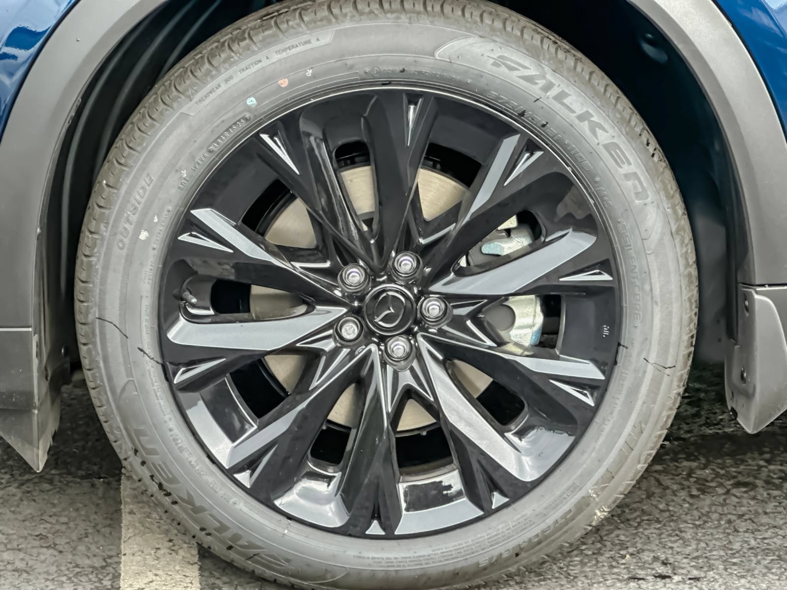 New 2026 MAZDA CX-90 Plug-In Hybrid w/Premium Sport AWD/4WD image 26