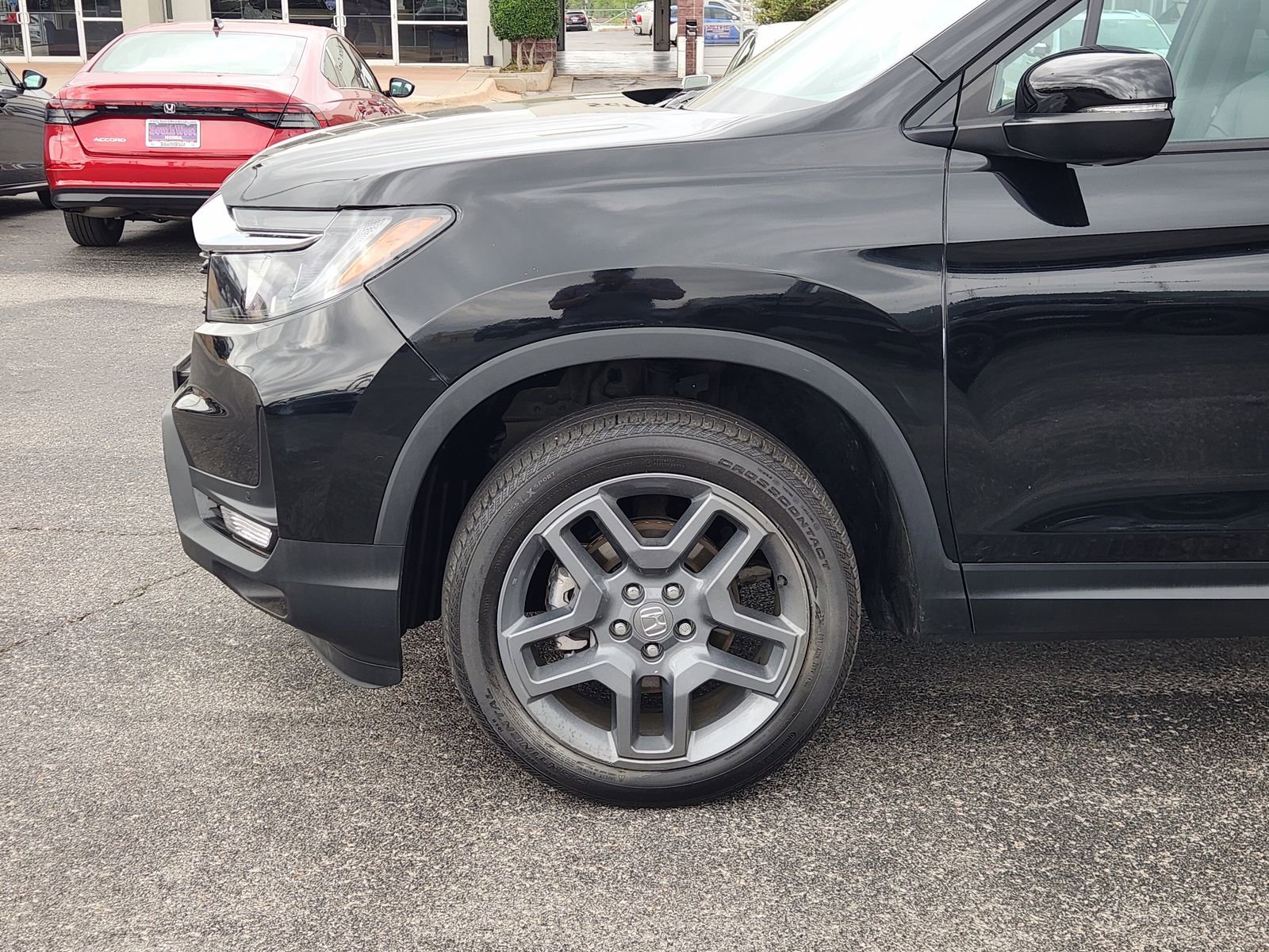 Used 2023 Honda Passport EX-L image 9