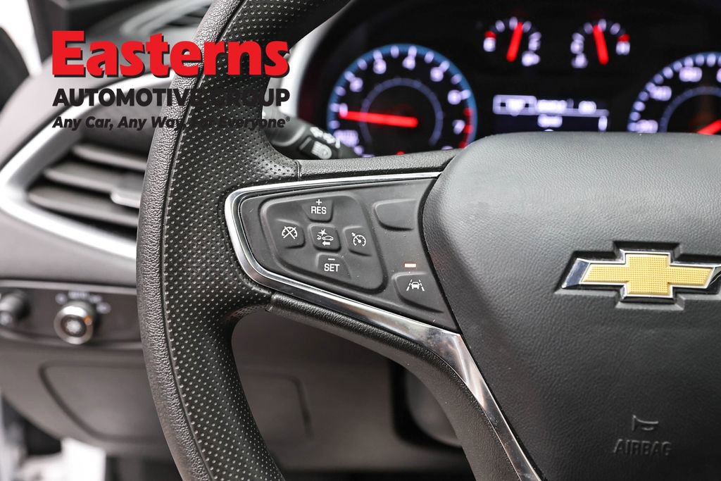 Used 2023 Chevrolet Malibu LT FWD image 14