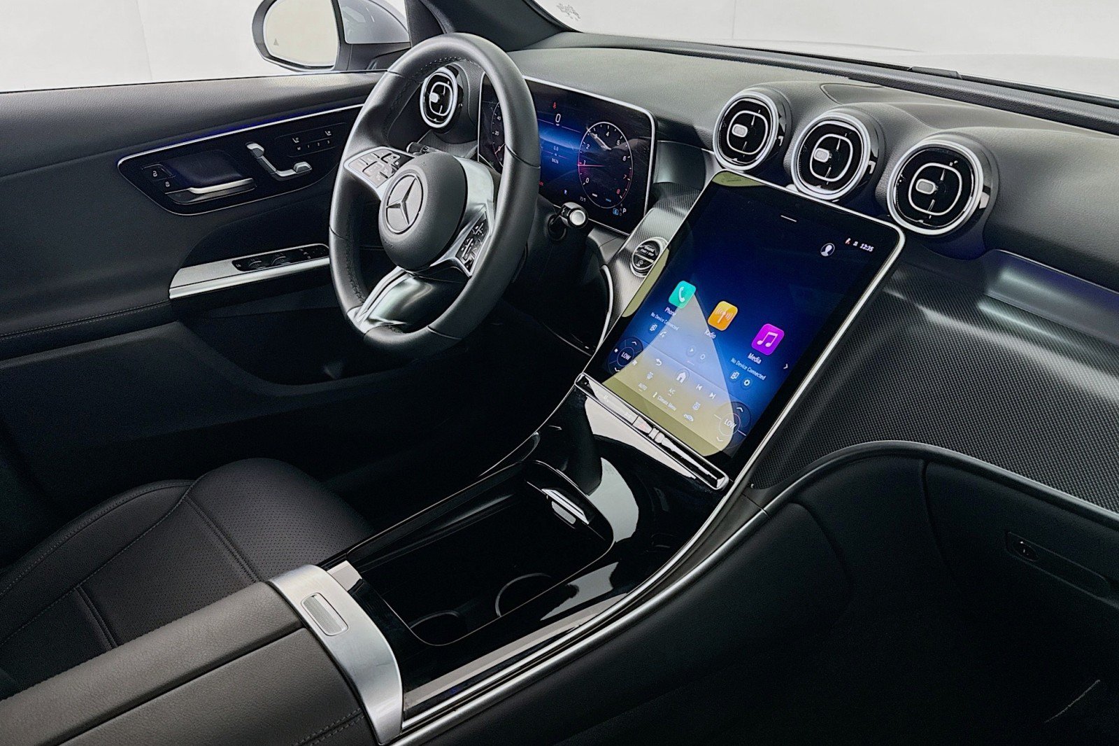 Certified 2026 Mercedes-Benz GLC 300 image 17