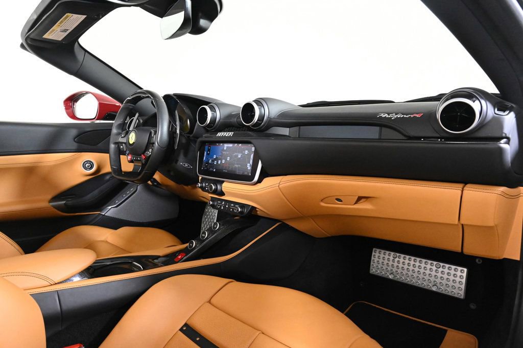 Certified 2023 Ferrari Portofino M image 18