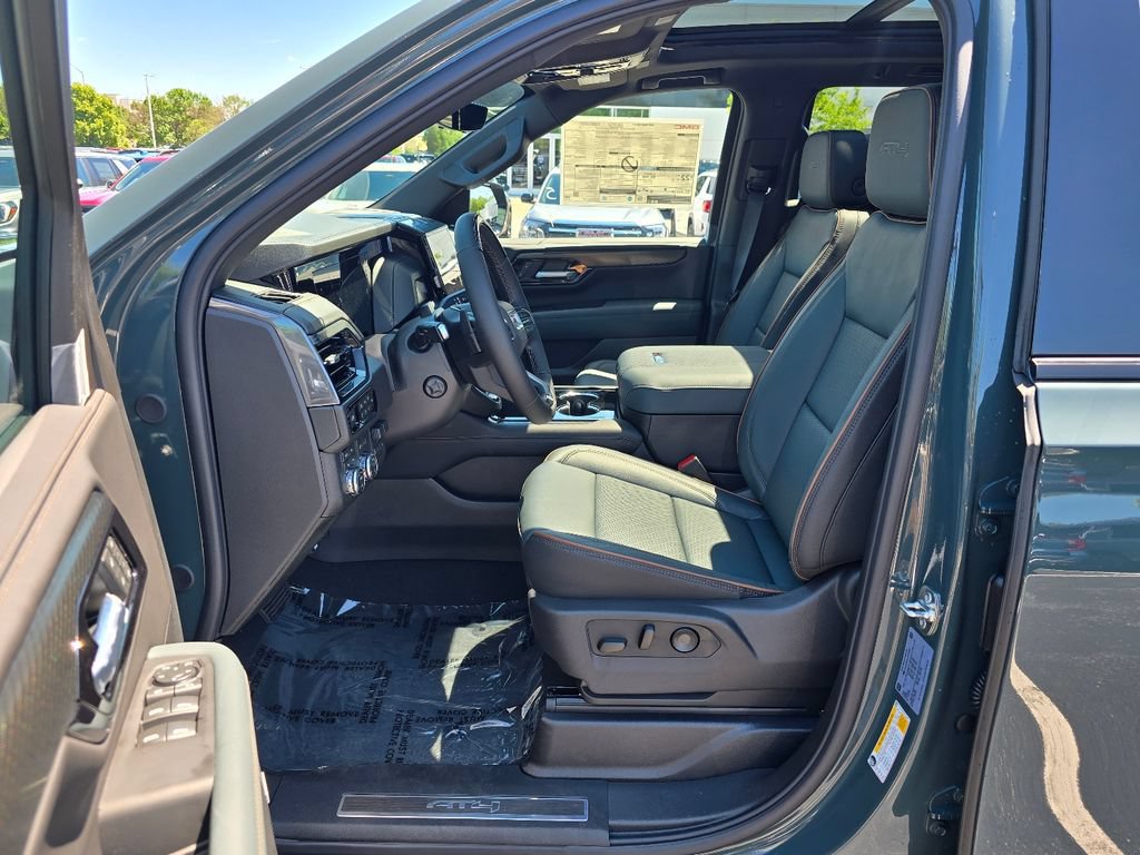 New 2026 GMC Yukon AT4 w/ AT4 Premium Plus Package AWD/4WD image 21