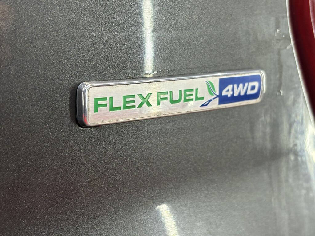 Used 2016 Ford Explorer Limited image 29