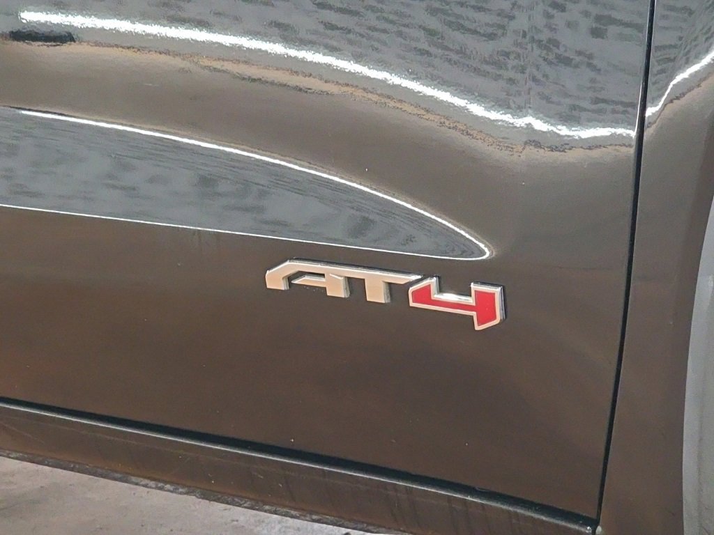 Used 2021 GMC Sierra 1500 AT4 image 12