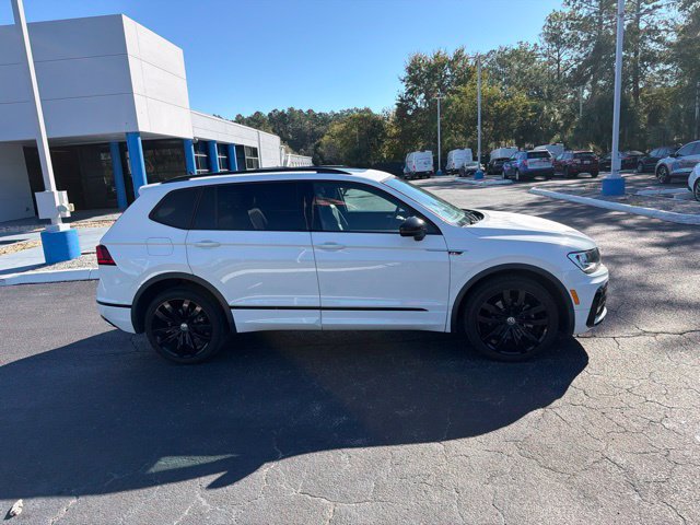 Used 2020 Volkswagen Tiguan SE R-Line FWD image 3