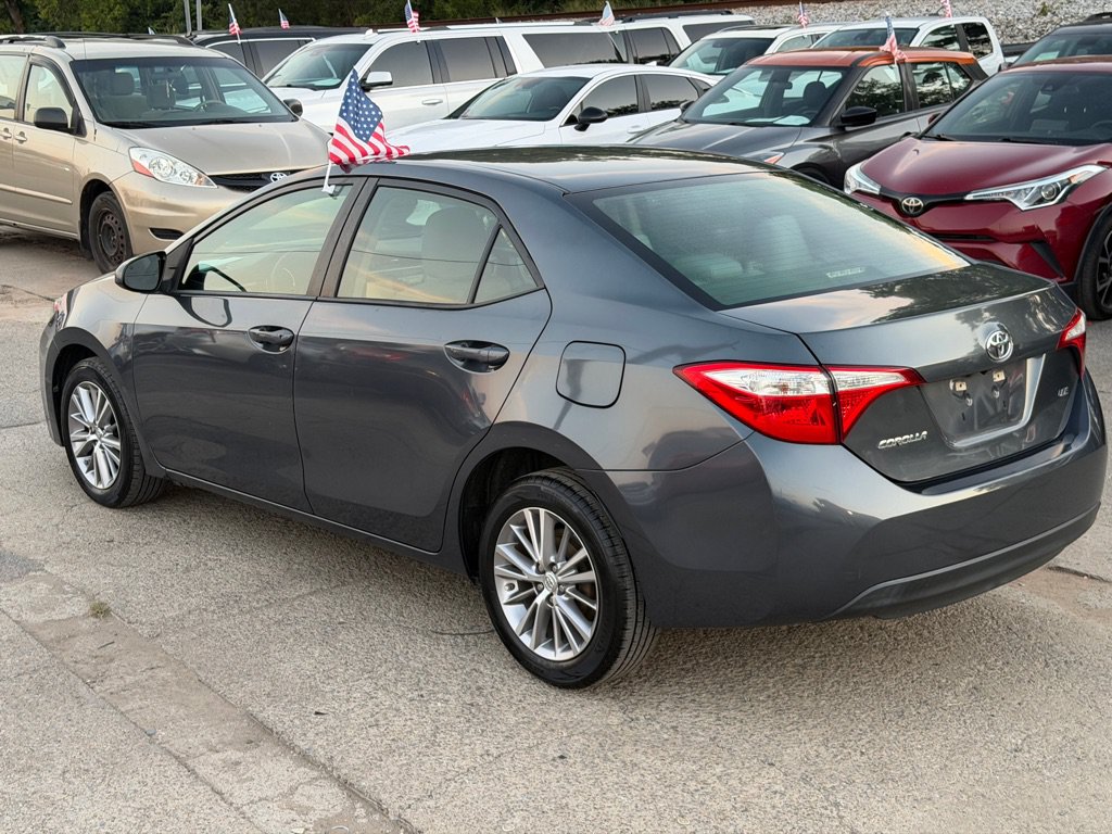 Used 2015 Toyota Corolla LE FWD image 7