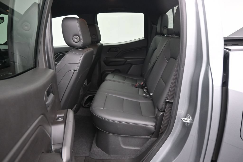 Used 2025 Chevrolet Colorado Trail Boss AWD/4WD image 14