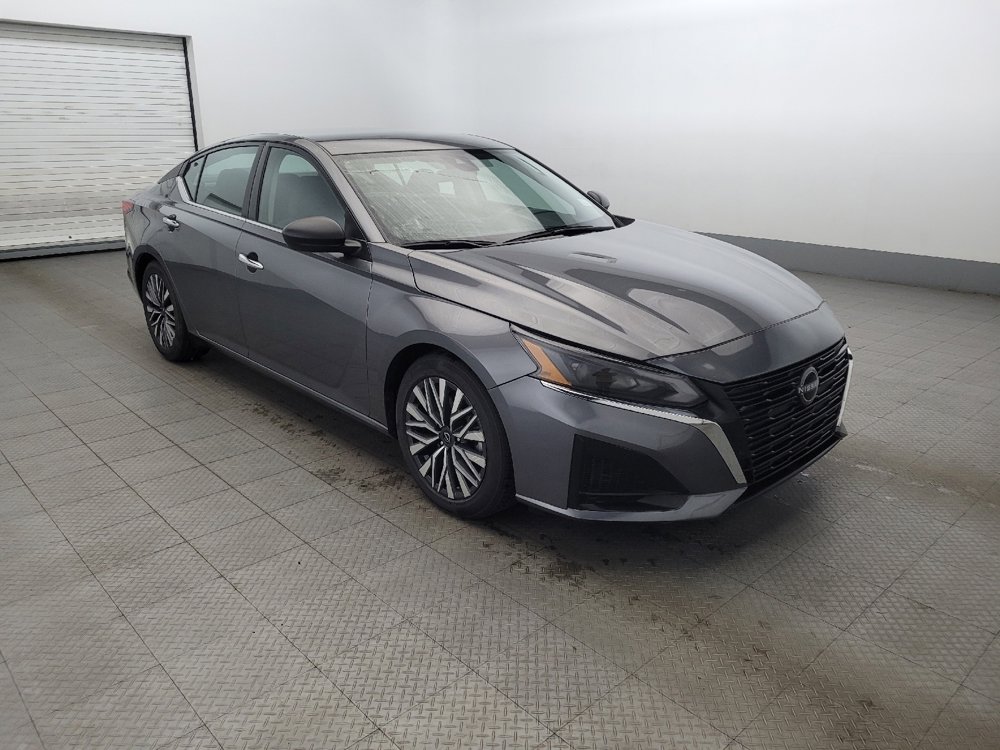 Used 2024 Nissan Altima 2.5 SV image 13