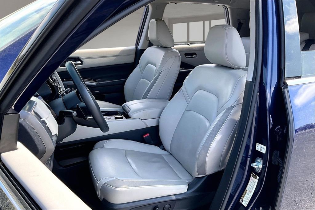 Used 2023 Nissan Pathfinder SL image 20