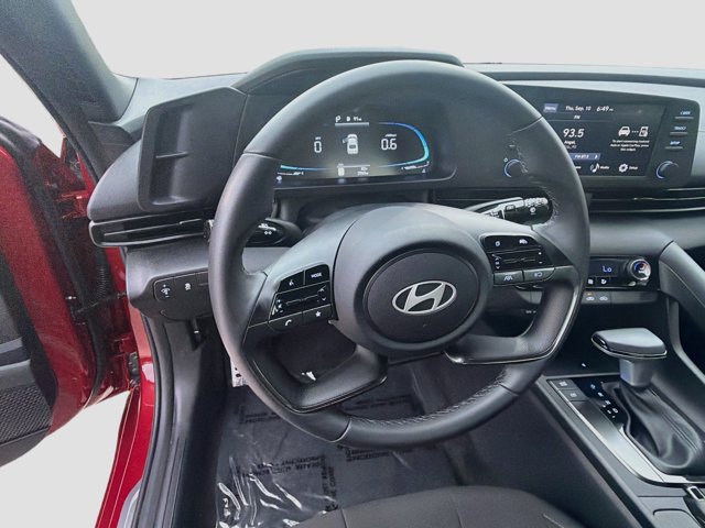 Certified 2026 Hyundai Elantra Sport FWD image 11
