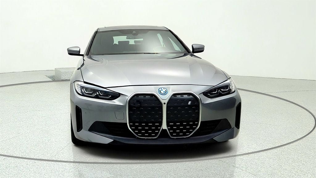Used 2023 BMW i4 eDrive35 w/ Premium Package RWD image 2