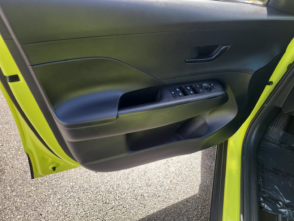 Used 2024 Hyundai Kona SEL FWD image 19