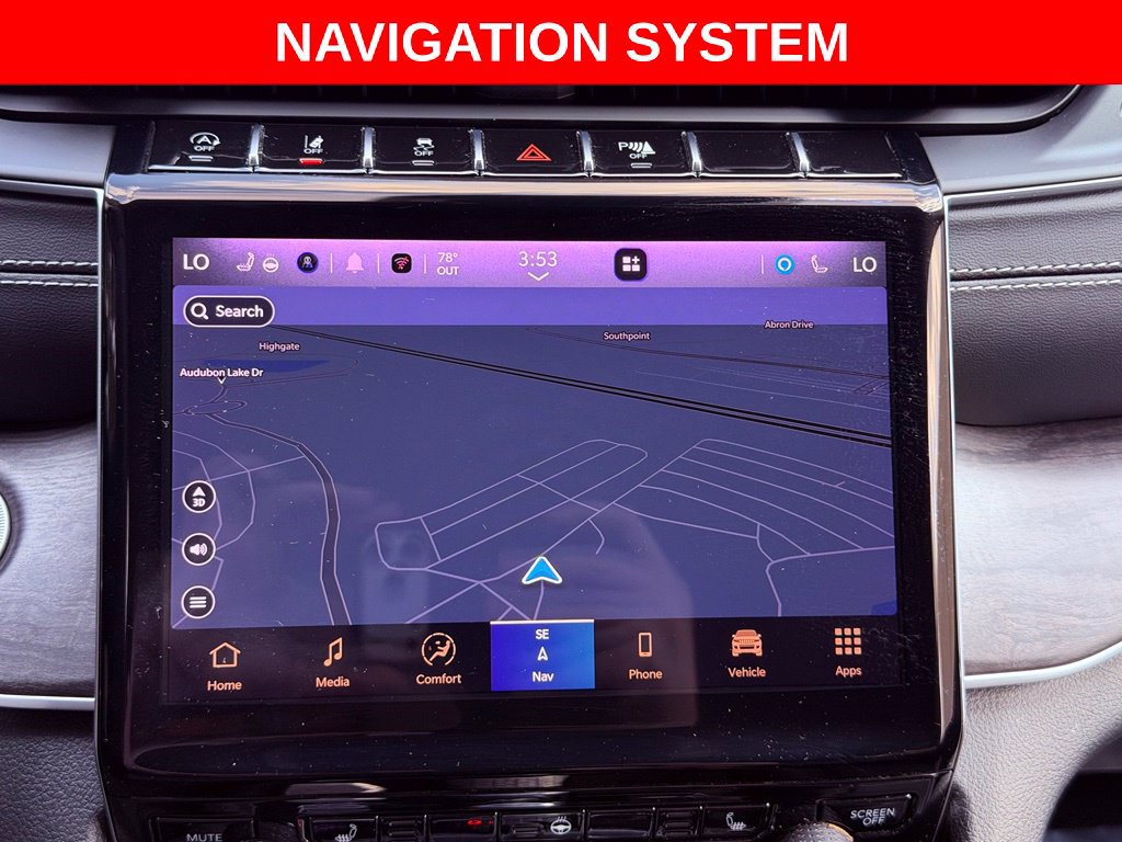 Used 2023 Jeep Grand Cherokee L Limited AWD/4WD image 8