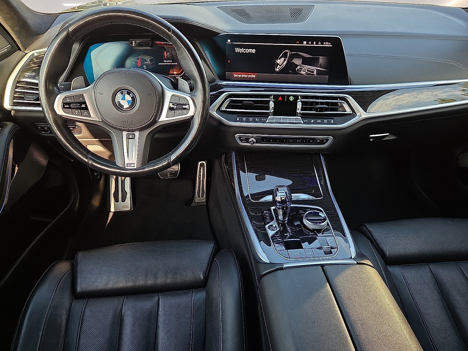 Used 2020 BMW X7 xDrive40i w/ M Sport Package AWD/4WD image 11