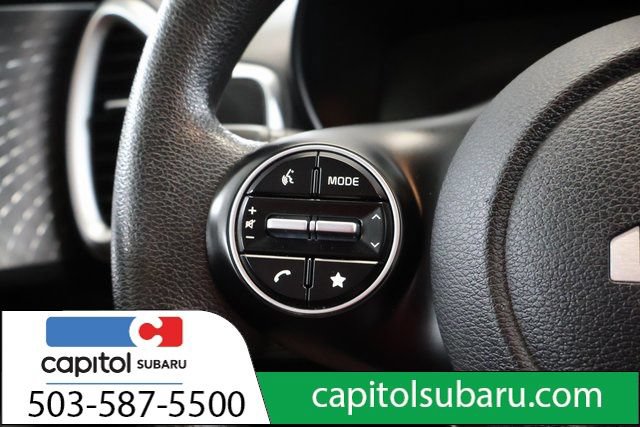 Used 2023 Kia Soul LX w/ LX Technology Package FWD image 17